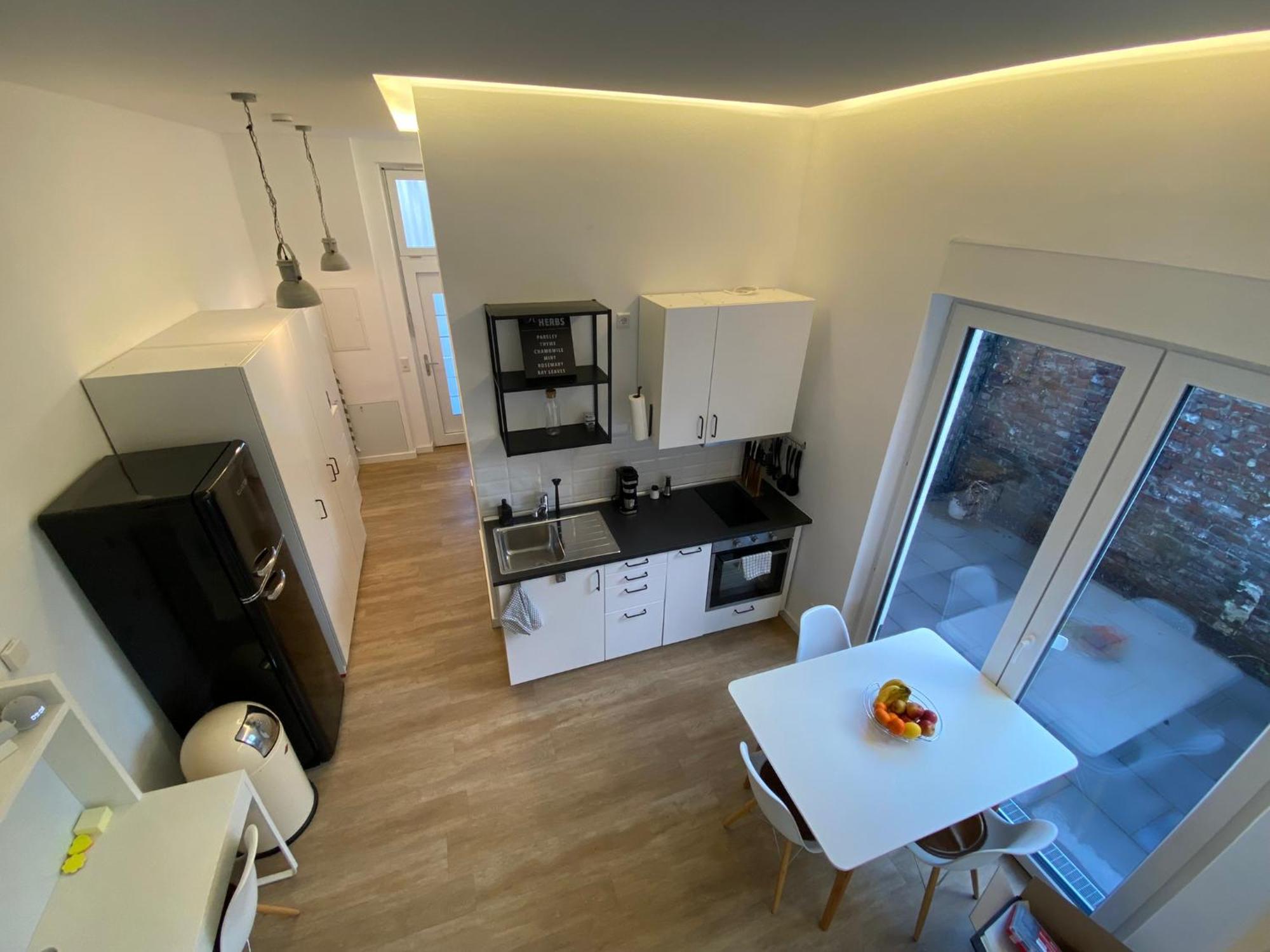 Schoene, Moderne Wohnung Mit Grosszuegiger Terasse Essen Exterior foto